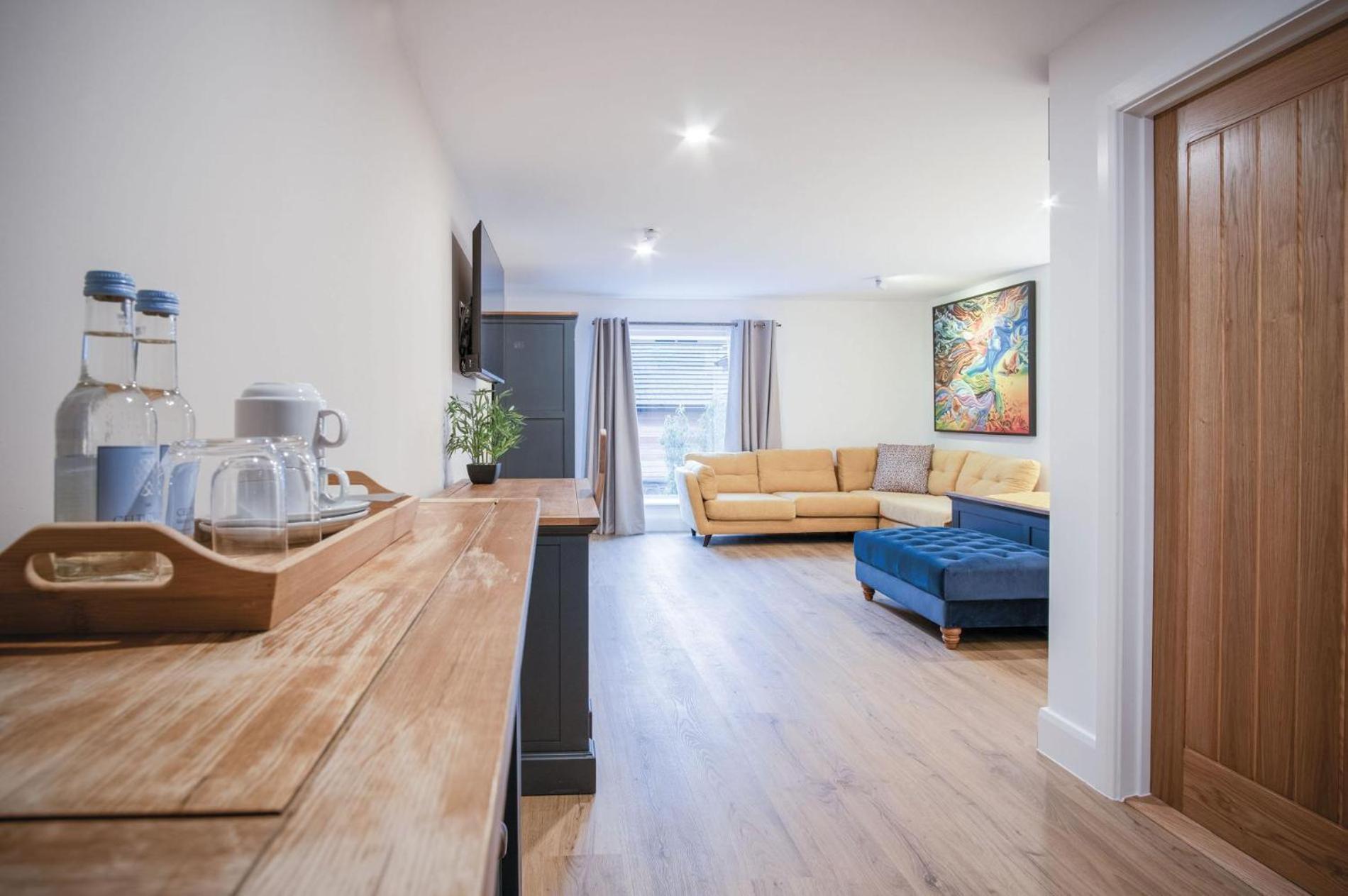 Apartment 14 - Sleeping Giant - Pen Y Cae